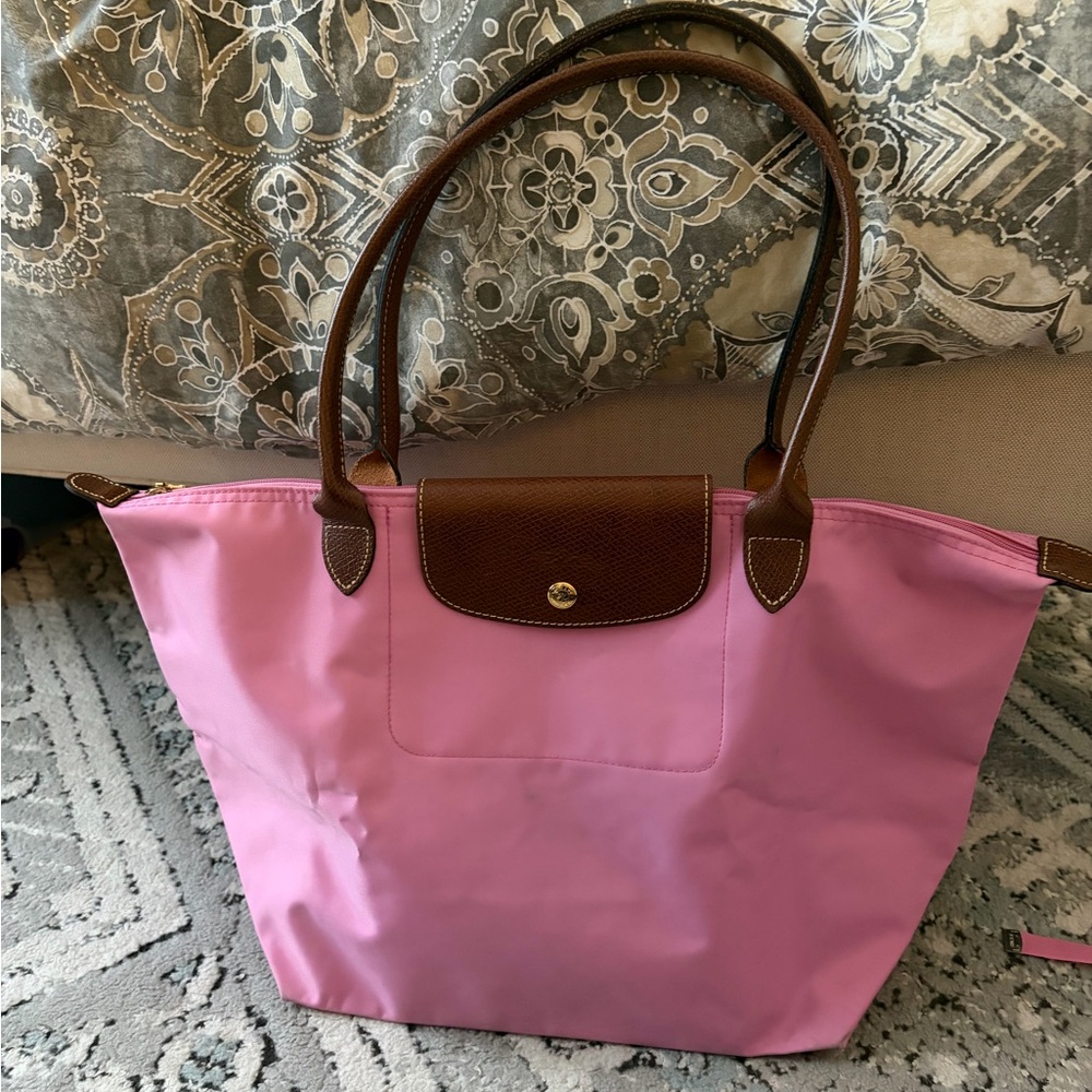 Longchamp le pilage pink bubble gum bag